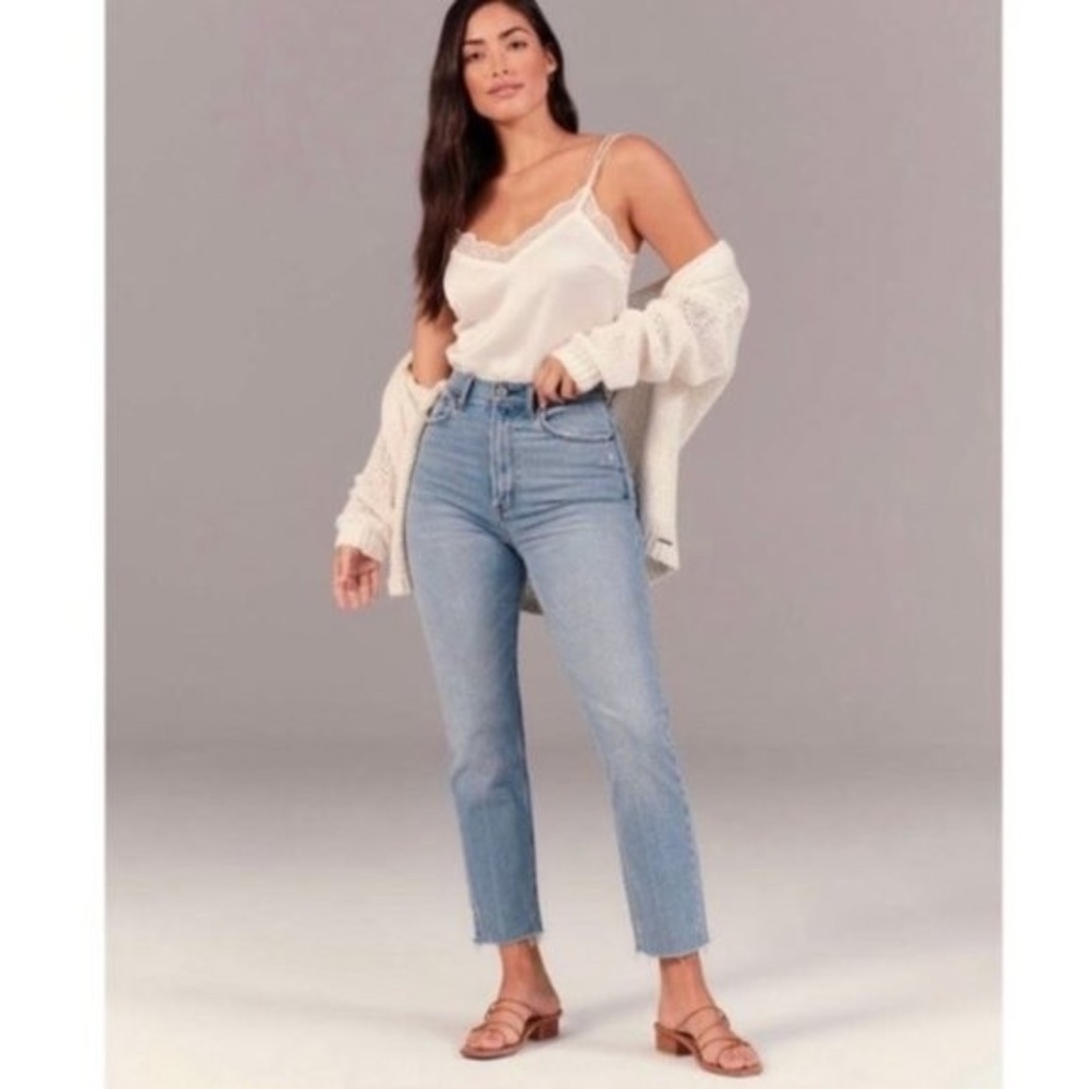 Abercrombie & Fitch Ankle Straight Ultra High Rise Jeans